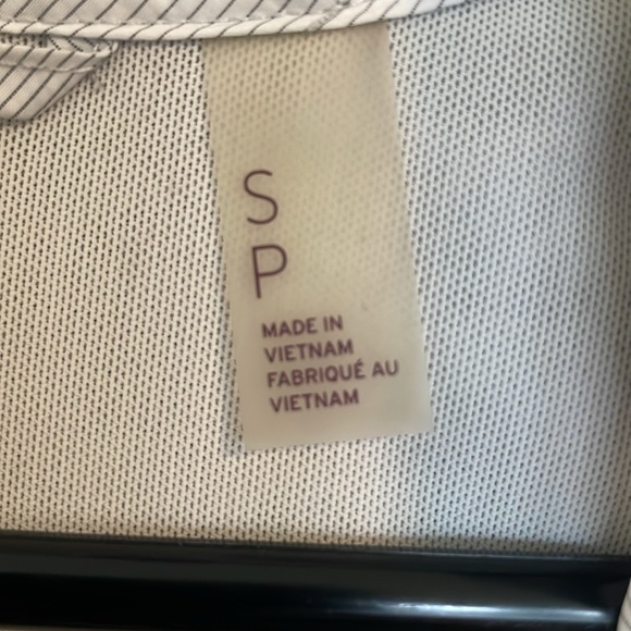 zella womens' running jacket - Picture 7 of 7